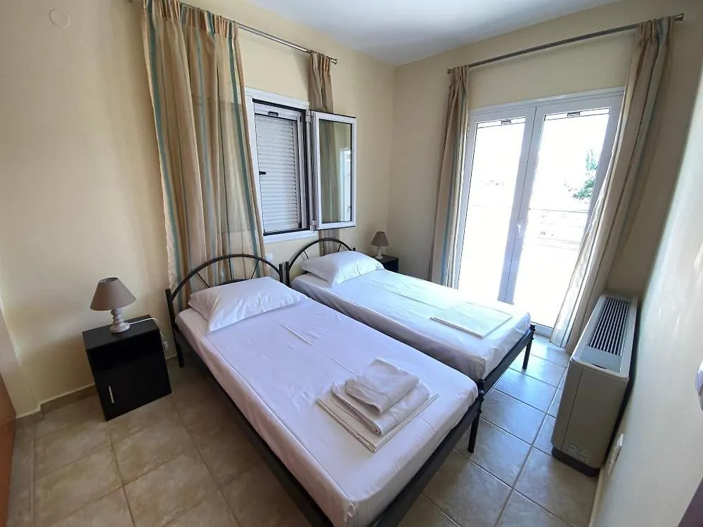 Villa Marita 0*, Lakithra Греция